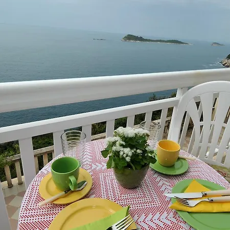 Apartmán Bugenvila *