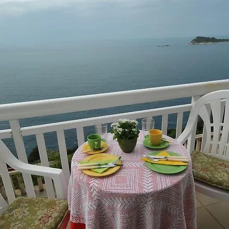 Apartmán Bugenvila