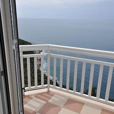 Bugenvila Cavtat